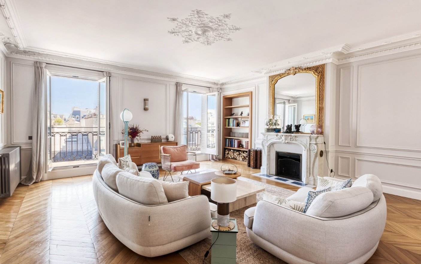 Haussmannian interior detail